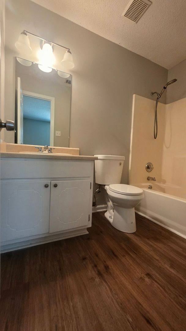 House for rent at 162 Nacoochee Dr, Leesburg, GA 31763