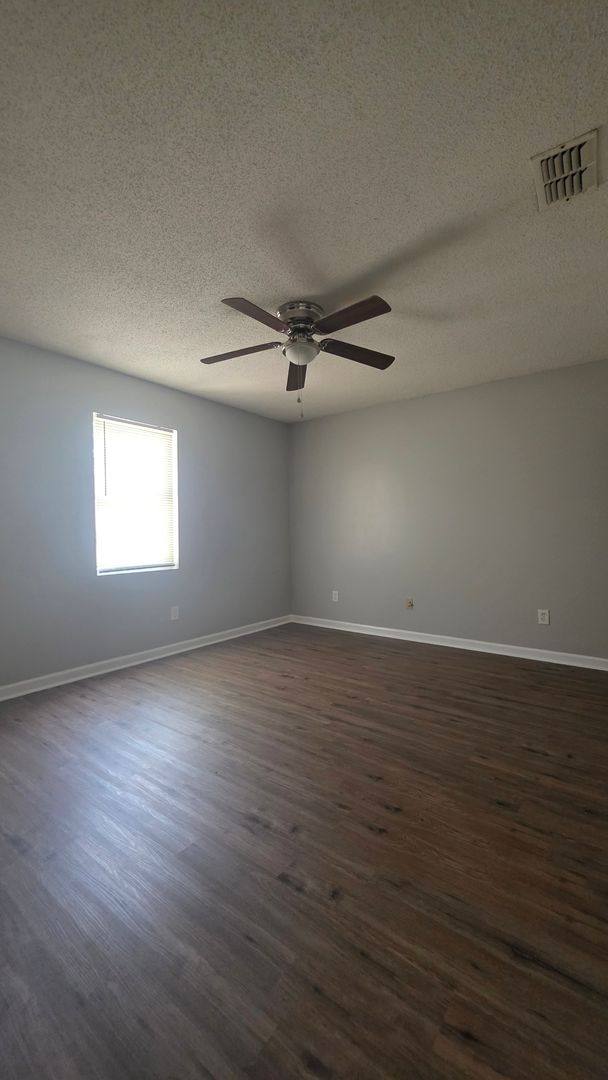 House for rent at 162 Nacoochee Dr, Leesburg, GA 31763