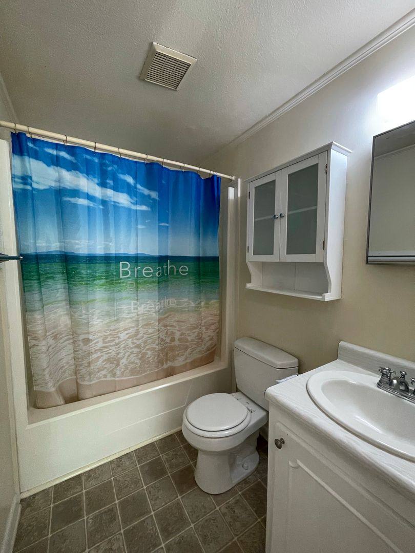 House for rent at 108 Montgomery St #B, La Crosse, VA 23950