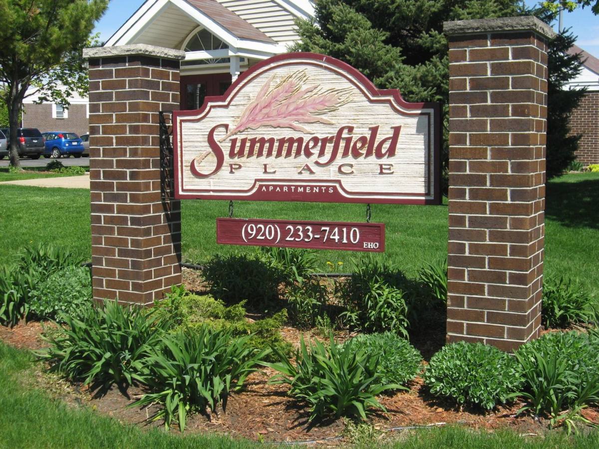 Apartment for rent at 3301 - 3361 Logan Dr, Oshkosh, WI 54901
