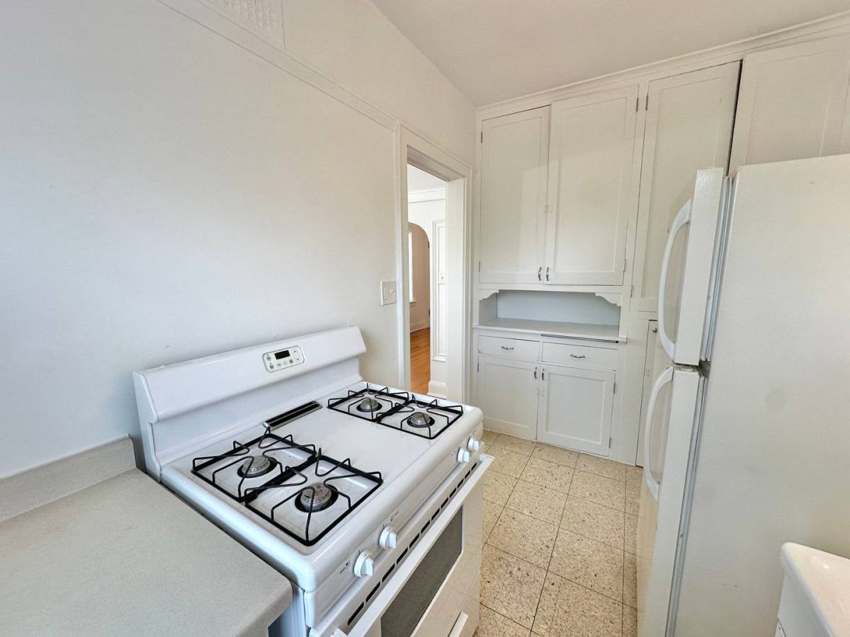 Apartment for rent at 3819 N Oakland Ave, Milwaukee, WI 53211
