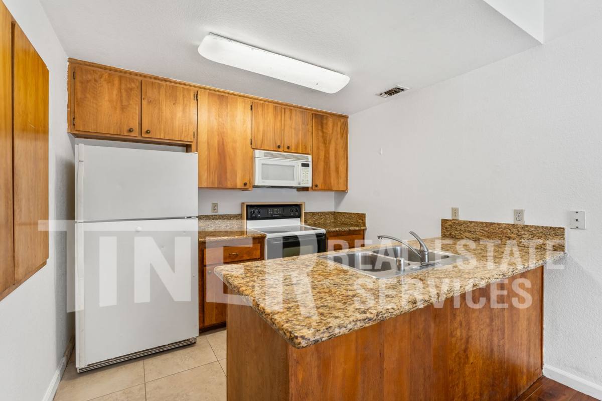 House for rent at 7323 Chivalry Way, Citrus Heights, CA 95621