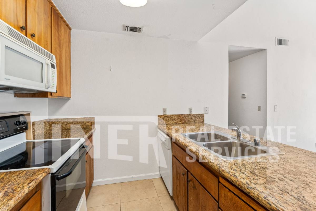 House for rent at 7323 Chivalry Way, Citrus Heights, CA 95621
