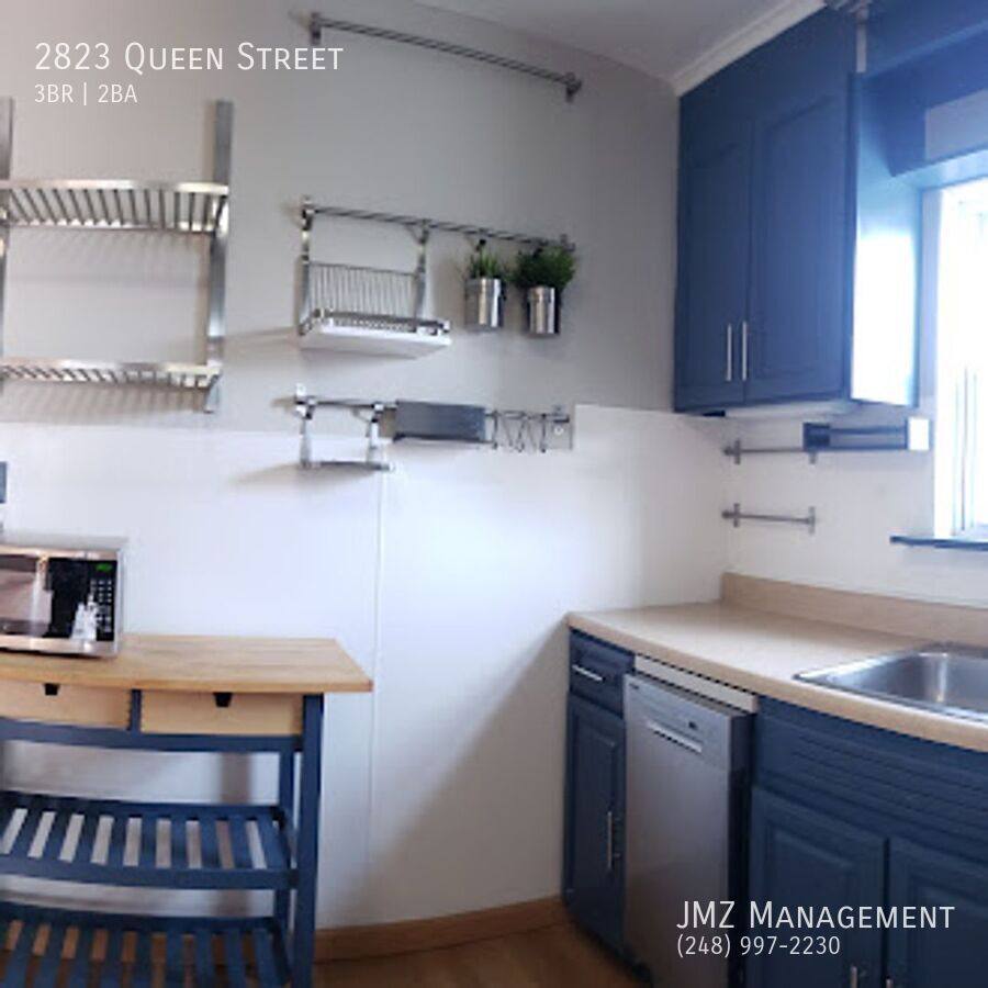 House for rent at 2823 Queen St, Dearborn, MI 48124