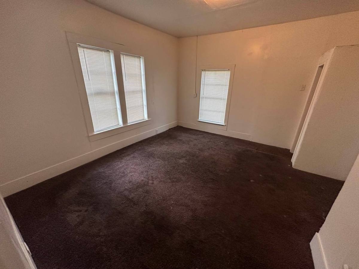 House for rent at 1221 Taylor St, Waco, TX 76704