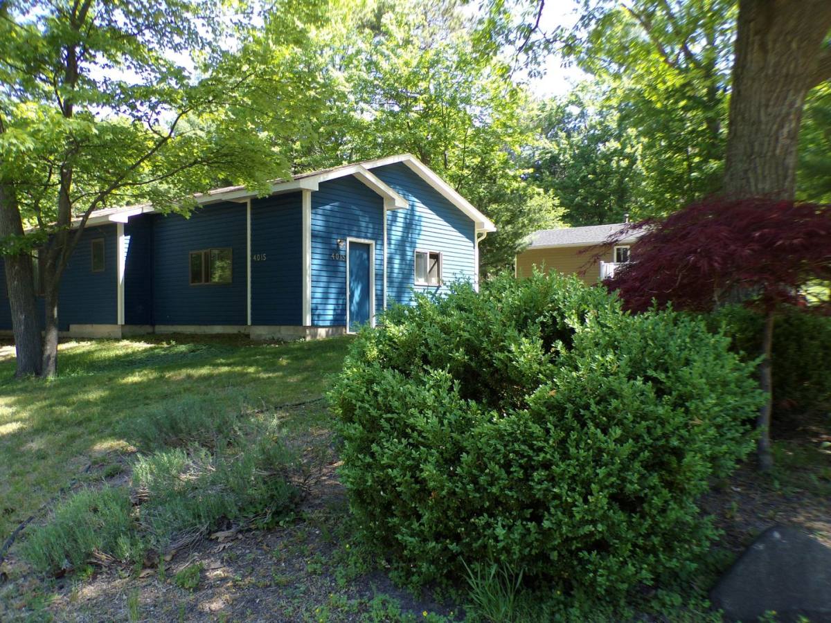 House for rent at 4015 Holiday N Court, Traverse City, MI 49686