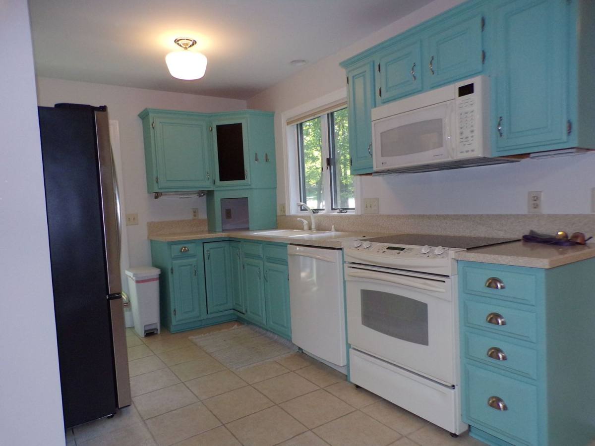 House for rent at 4015 Holiday N Court, Traverse City, MI 49686
