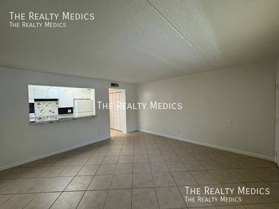 Apartment for rent at 1030-633 S Palmetto Ave, Daytona Beach, FL 32114