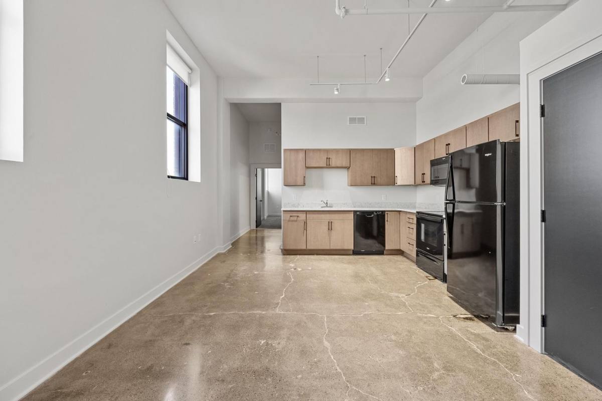Apartment for rent at 411 3rd St SE, Cedar Rapids, IA 52401