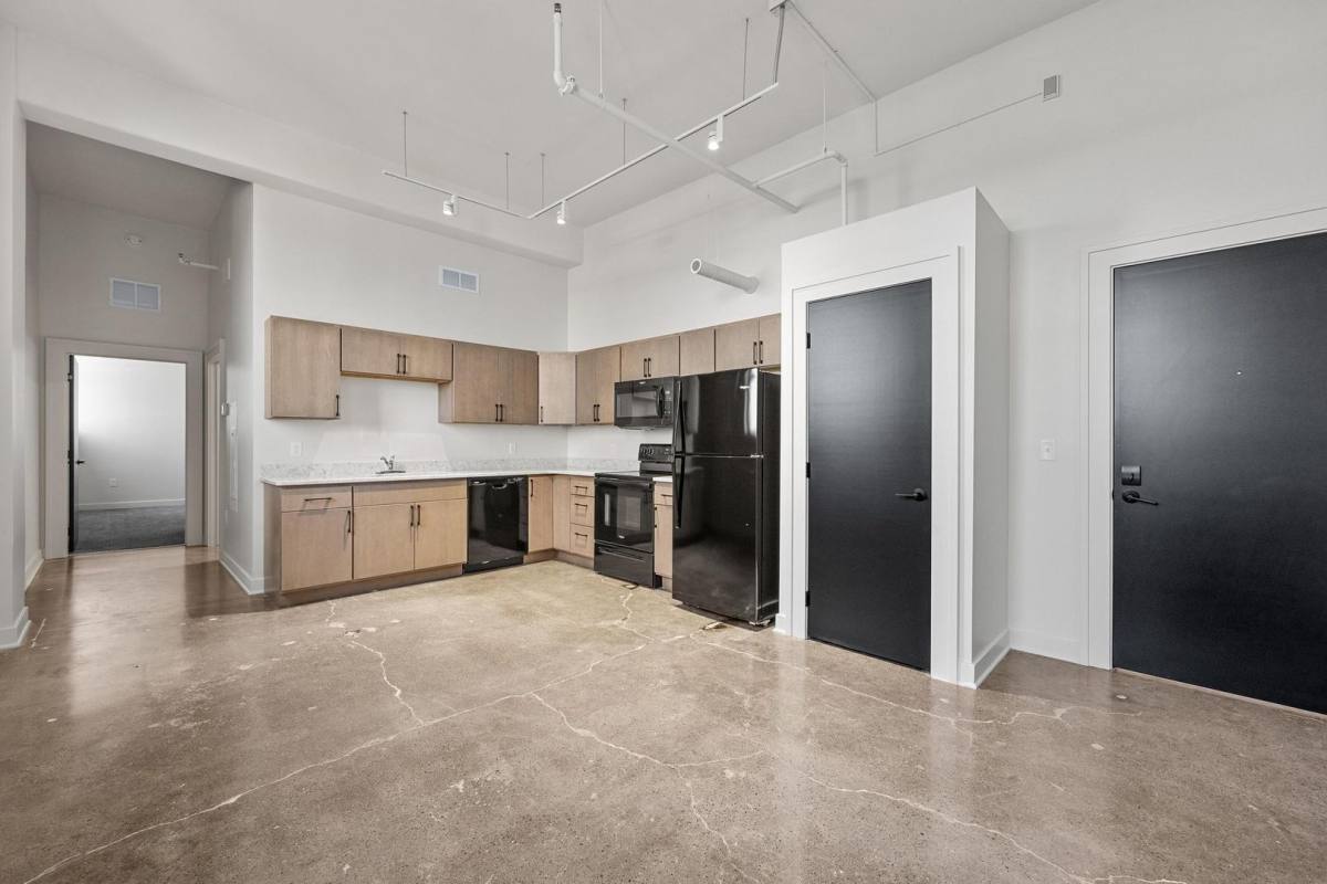Apartment for rent at 411 3rd St SE, Cedar Rapids, IA 52401