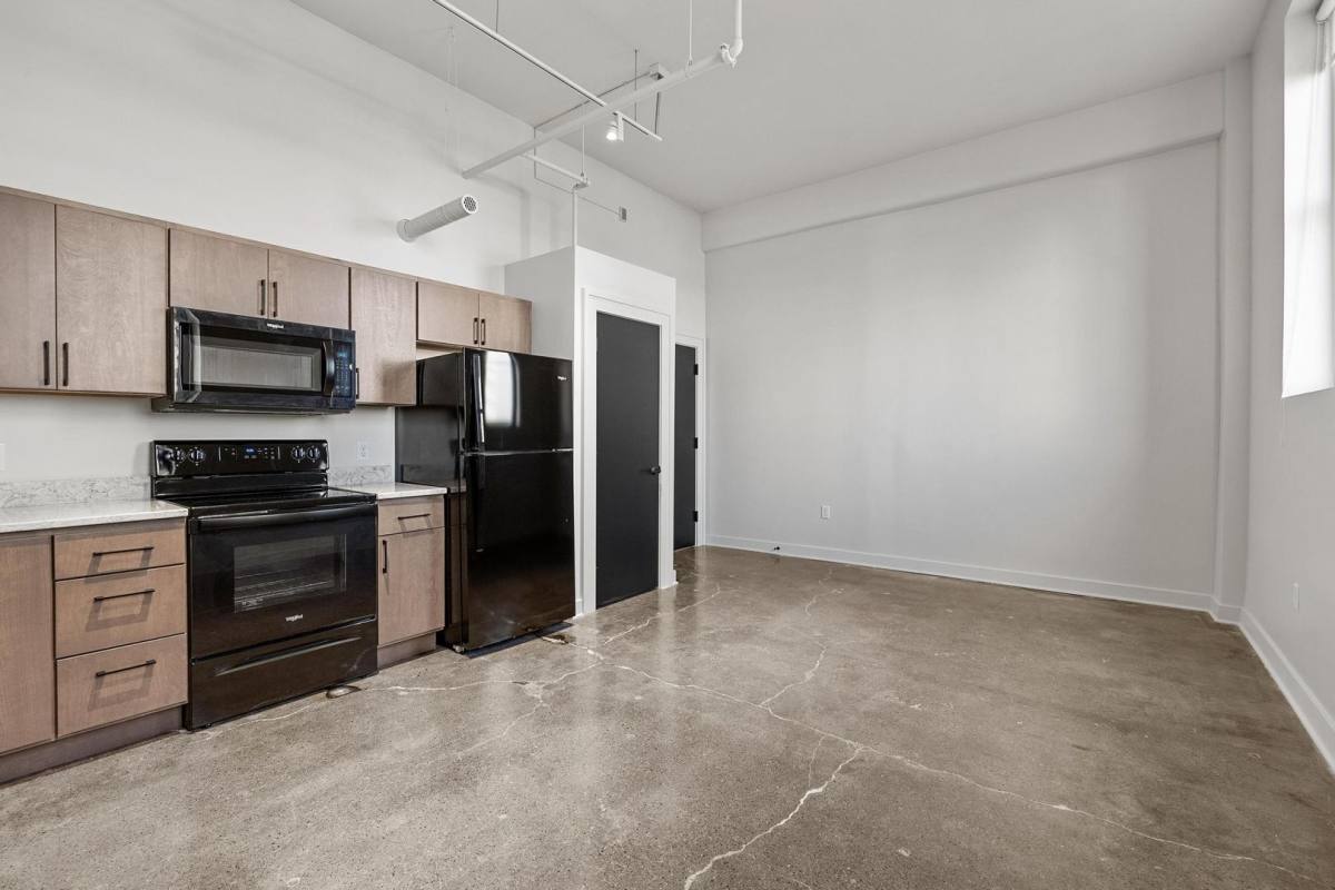 Apartment for rent at 411 3rd St SE, Cedar Rapids, IA 52401