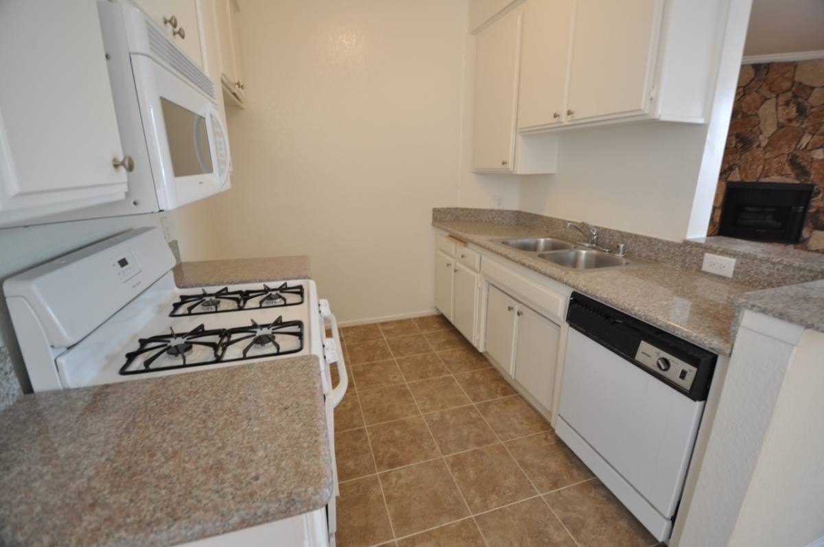 Apartment for rent at 11107 La Maida St, North Hollywood, CA 91601