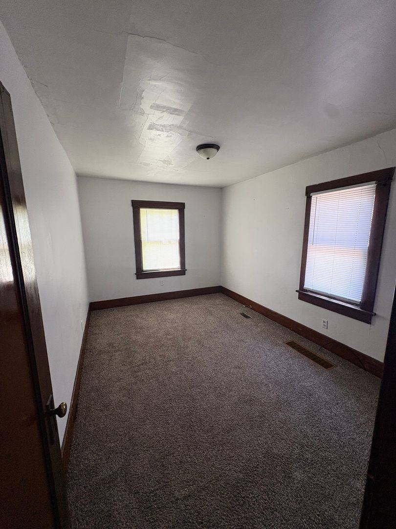House for rent at 135 S 23rd St, Decatur, IL 62521