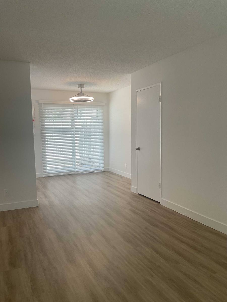Townhouse for rent at 11121 Dino Circle N, Garden Grove, CA 92840