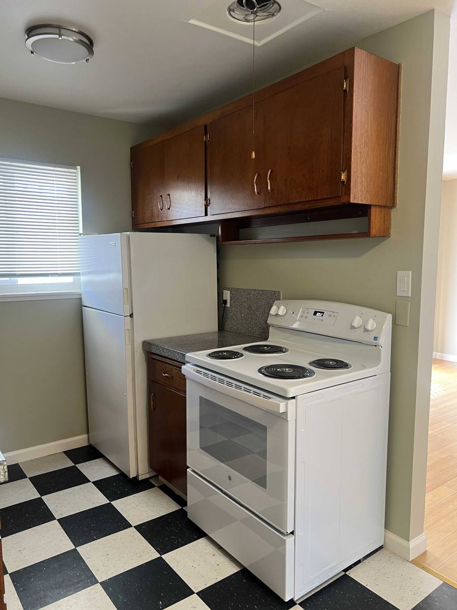 Apartment for rent at 1105 Carey Dr, Concord, CA 94520