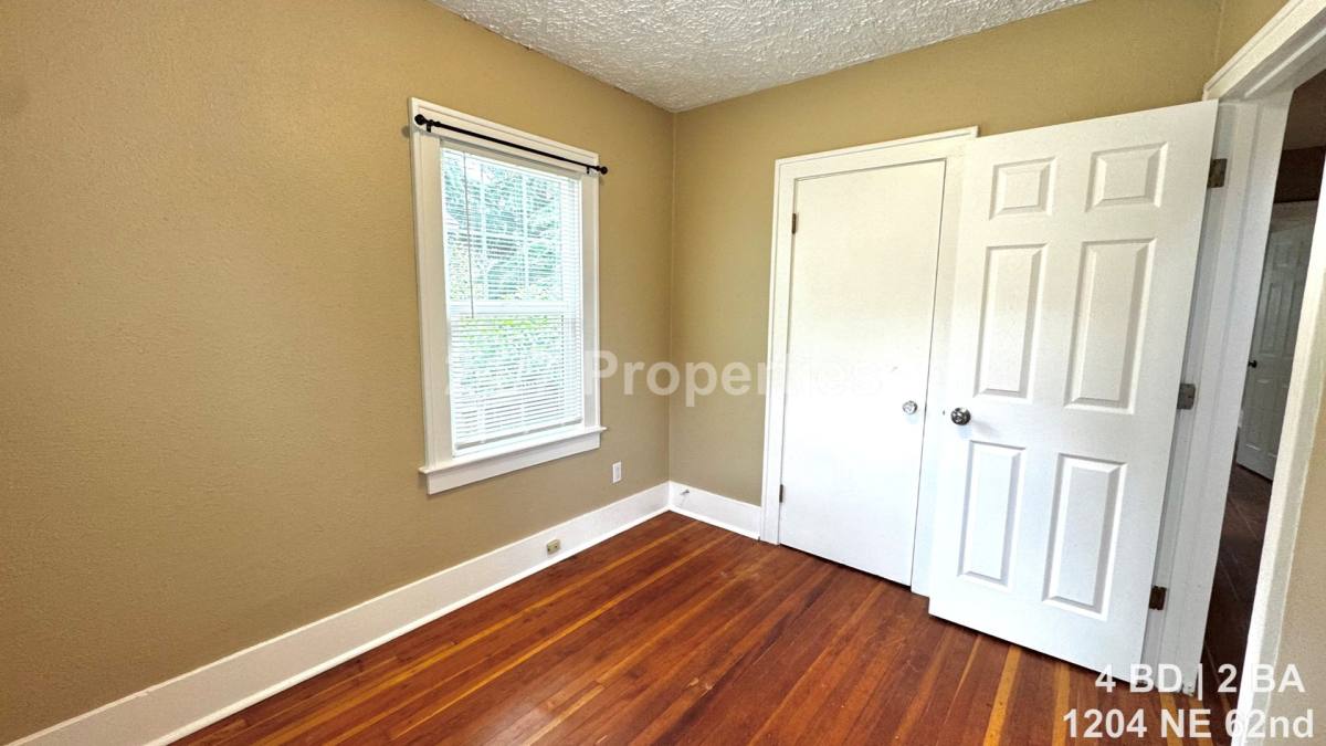 House for rent at 1204 NE 62nd Ave, Portland, OR 97213