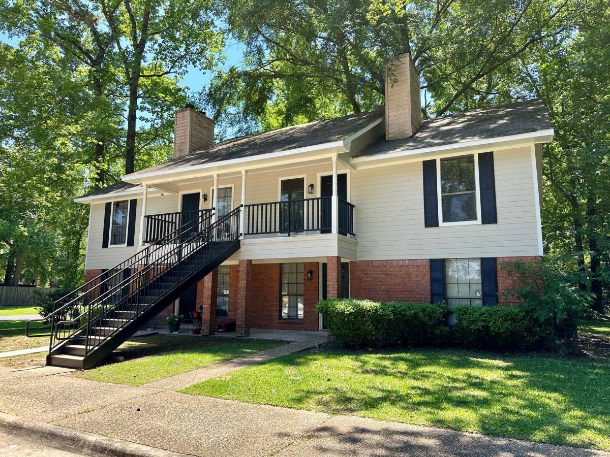 Apartment for rent at 1601 N Forty Loop, Shreveport, LA 71107
