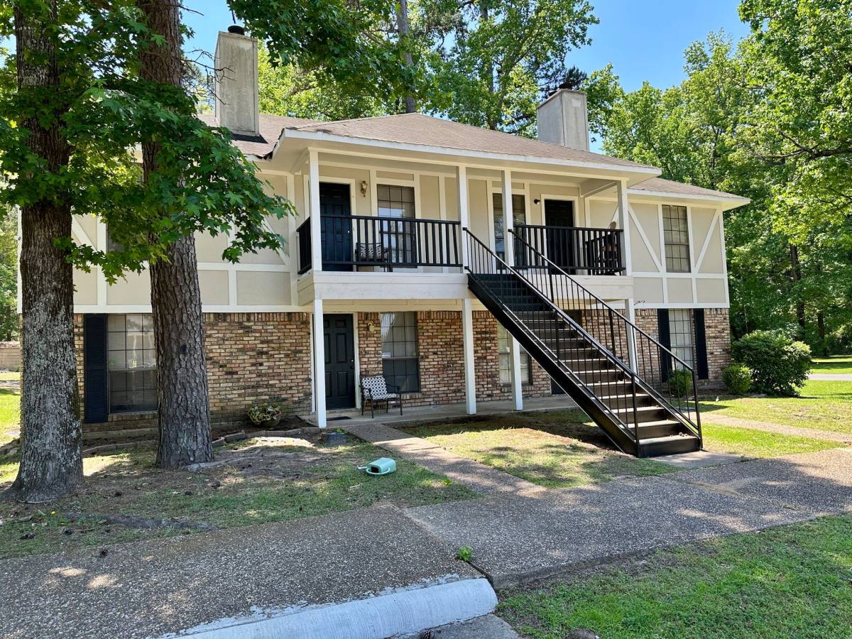Apartment for rent at 1601 N Forty Loop, Shreveport, LA 71107