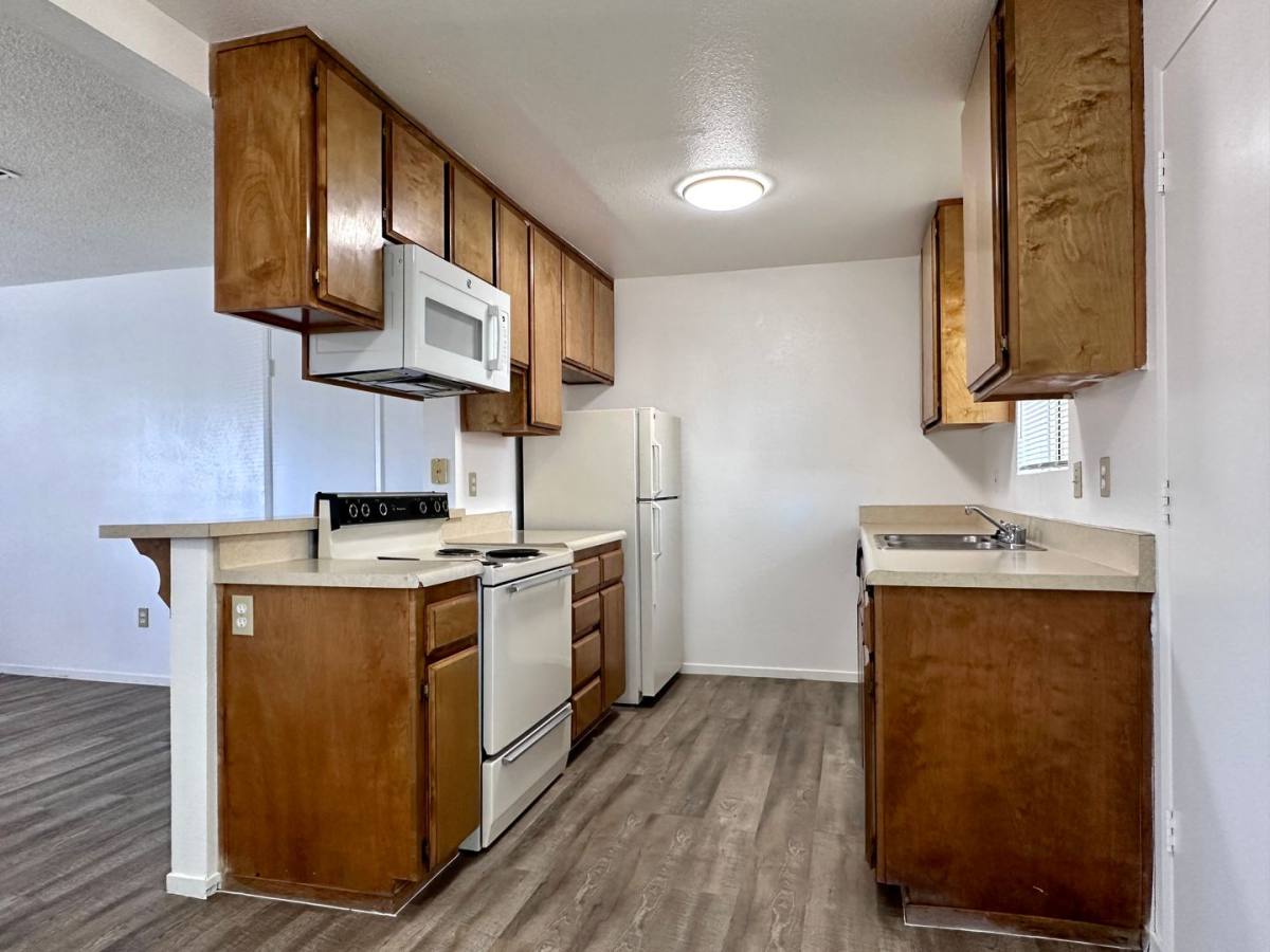 Apartment for rent at 121 N Gateway, Ridgecrest, CA 93555