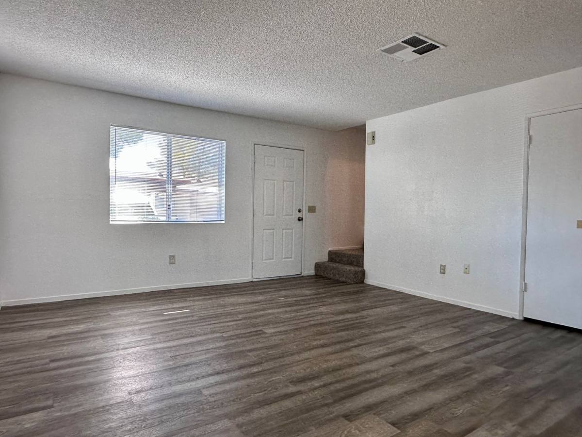 Apartment for rent at 121 N Gateway, Ridgecrest, CA 93555