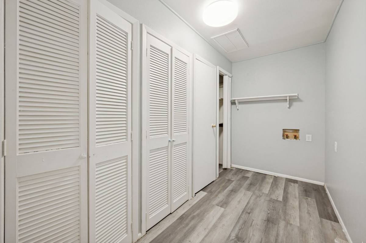 House for rent at 315 E 15th St, Irving, TX 75060
