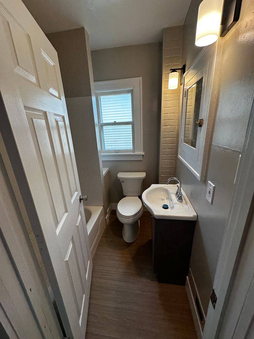 House for rent at 222 Blowers Ave, Waterloo, IA 50703