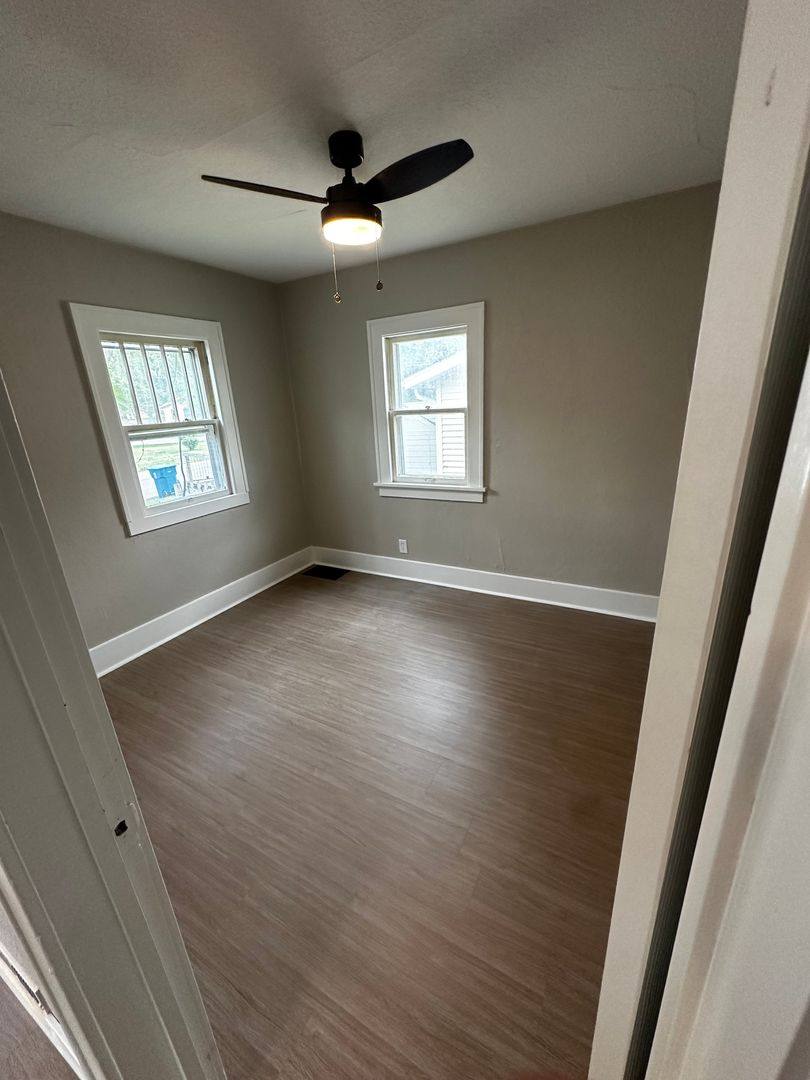 House for rent at 222 Blowers Ave, Waterloo, IA 50703