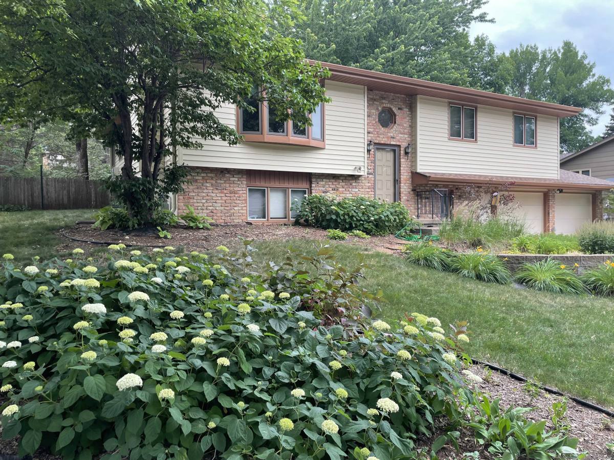 House for rent at 2213 S Wellington Ave, Sioux Falls, SD 57106