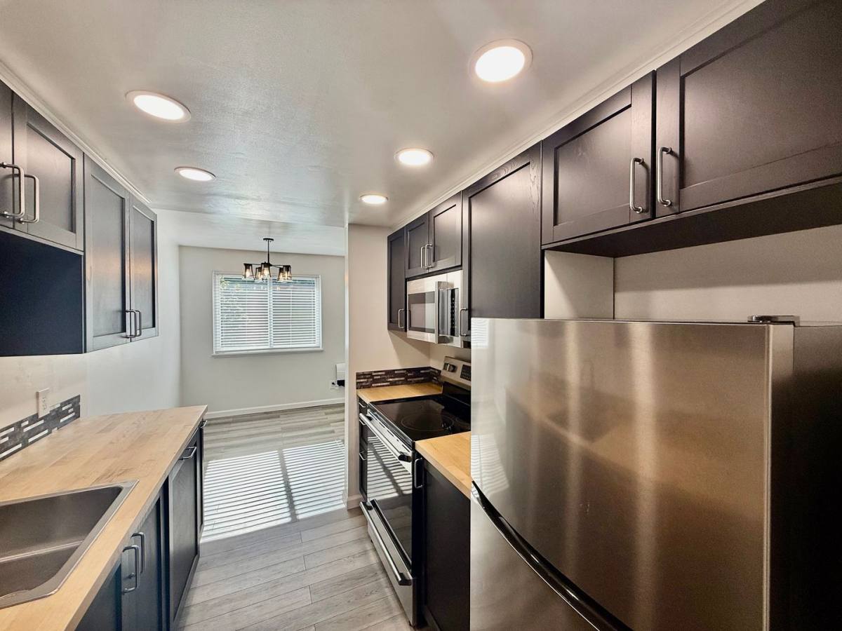 Condo for rent at 18902 8th Ave NW, Seattle, WA 98177