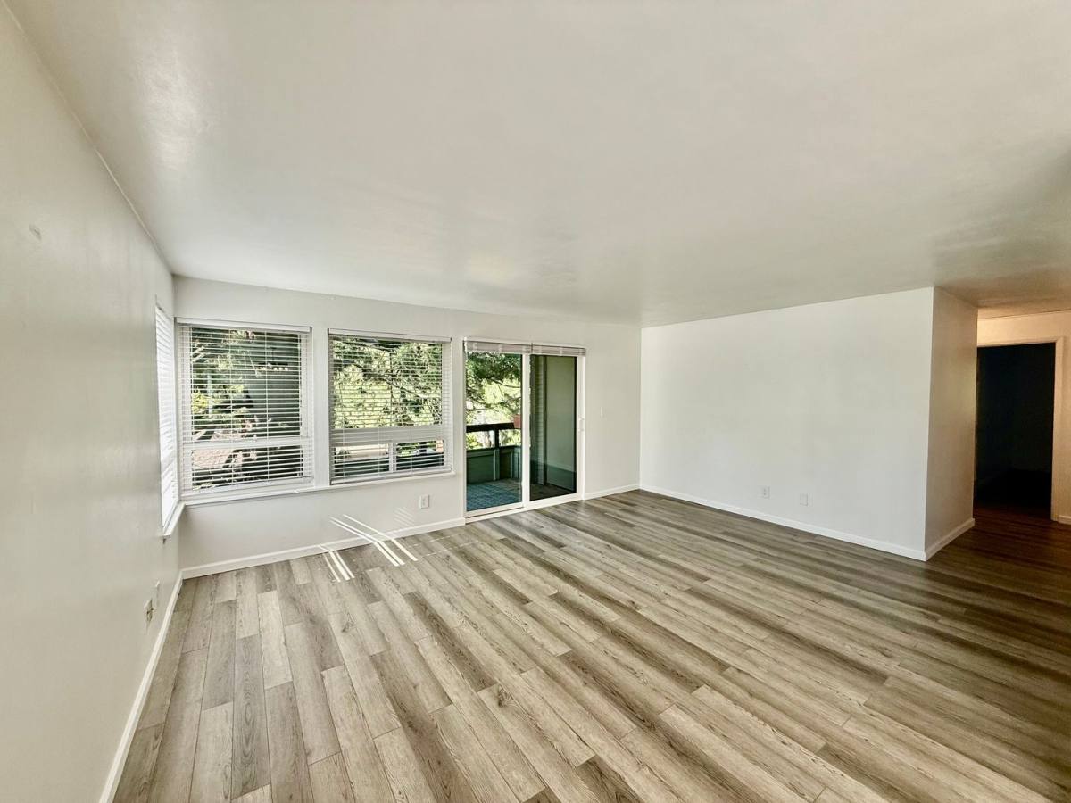 Condo for rent at 18902 8th Ave NW, Seattle, WA 98177