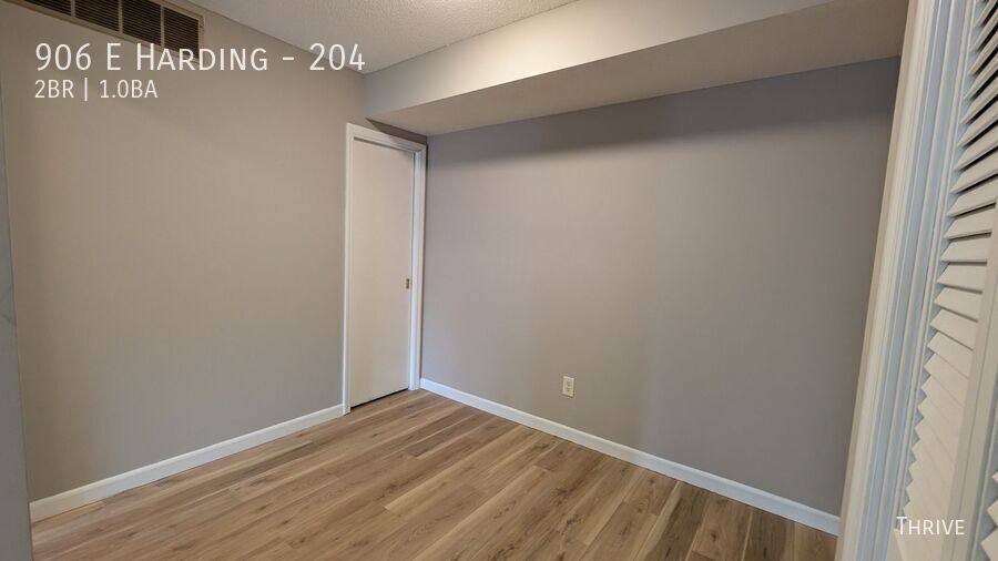 Apartment for rent at 906 E Harding #204, Urbana, IL 61801
