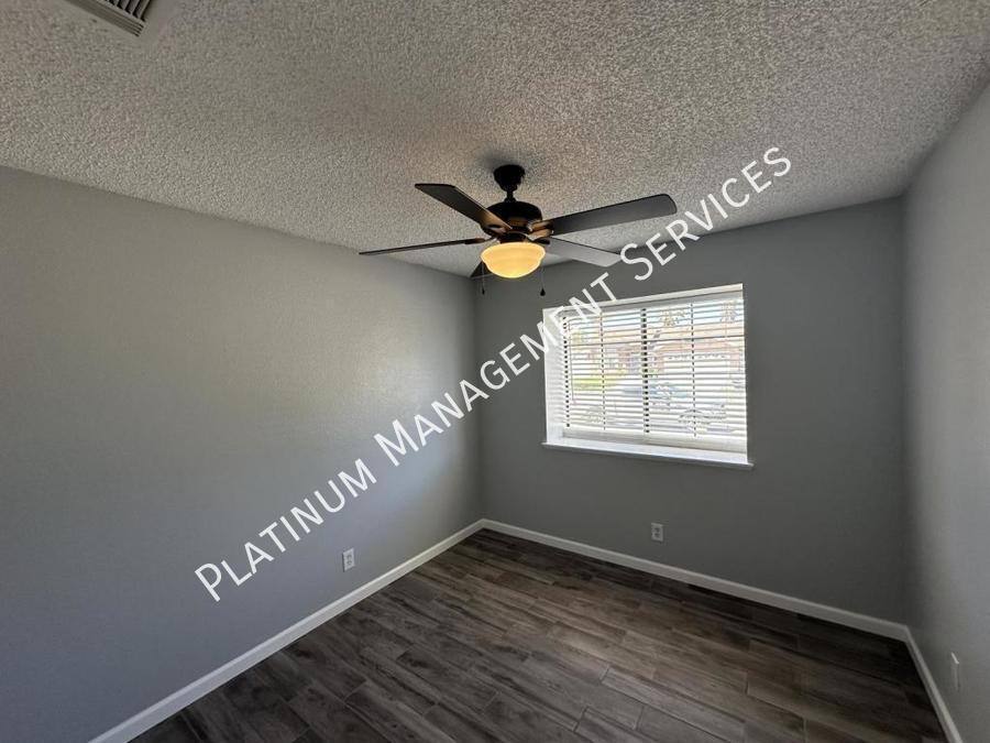 House for rent at 4206 E Ave #Q14, Palmdale, CA 93552
