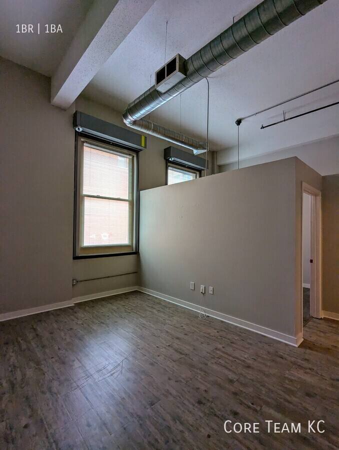 Apartment for rent at 920 Broadway Blvd #103, Kansas City, MO 64105