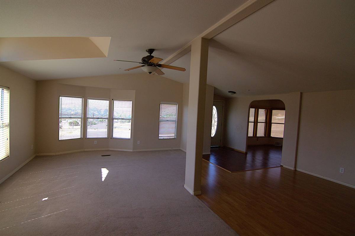 House for rent at 35850 Via Famero Dr, Acton, CA 93510