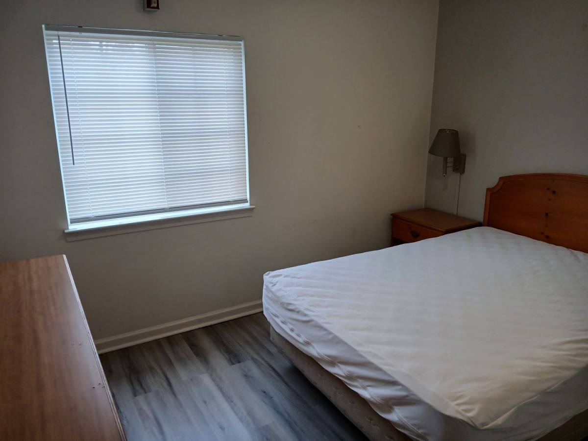 Apartment for rent at 121 Lynn Rd, Johnson City, TN 37604