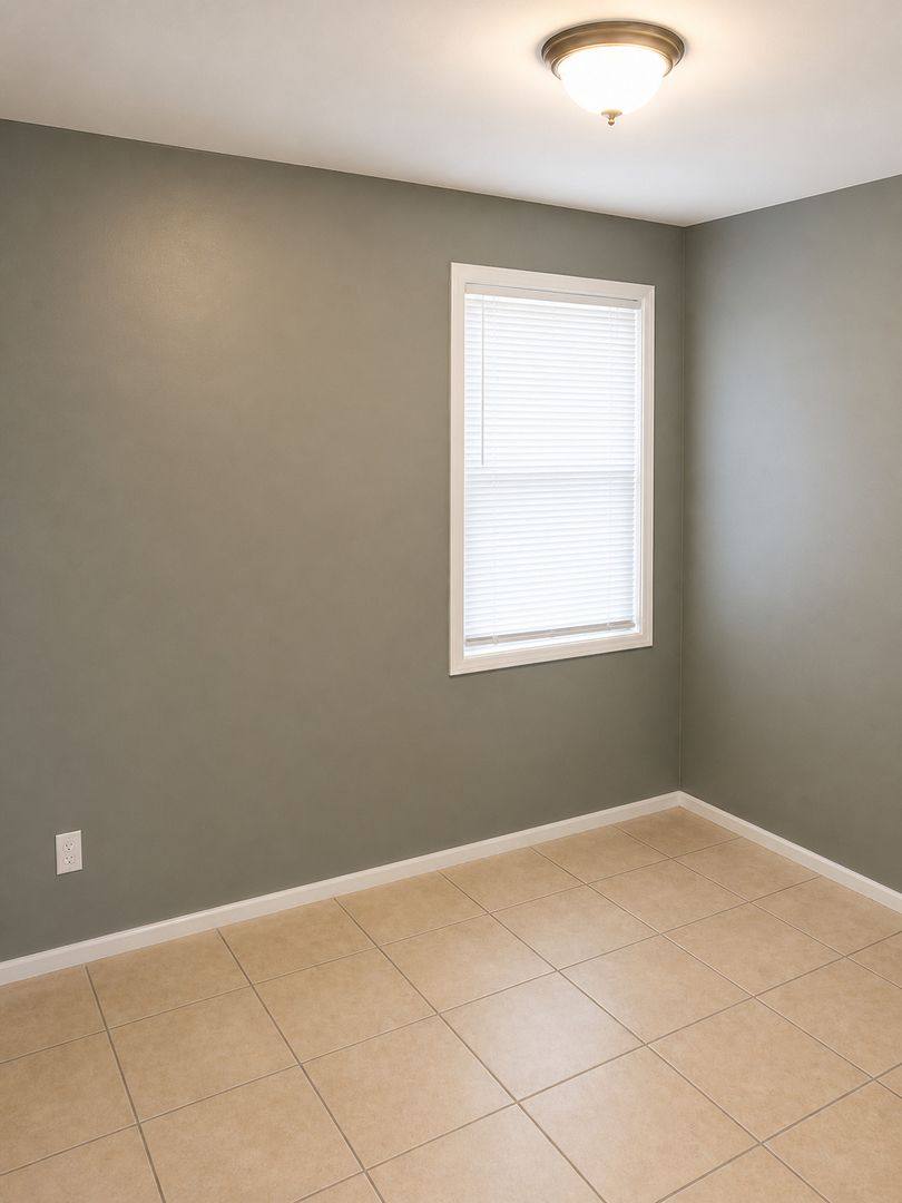House for rent at 930 Alcazar Way S, Saint Petersburg, FL 33705