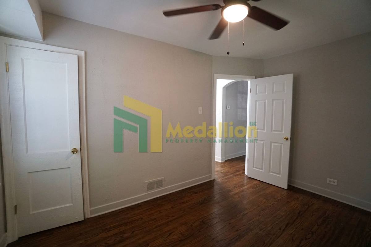 House for rent at 10123 S Crandon Ave, Chicago, IL 60617