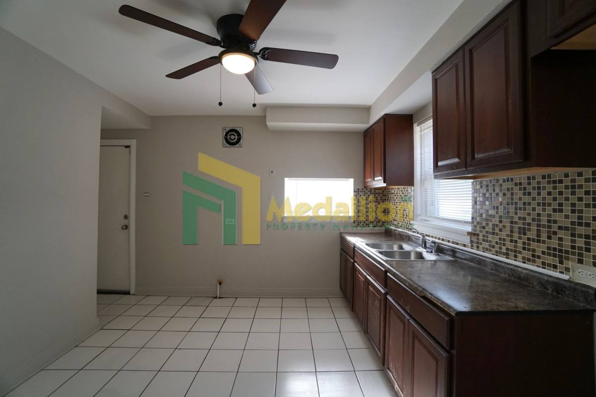 House for rent at 10123 S Crandon Ave, Chicago, IL 60617