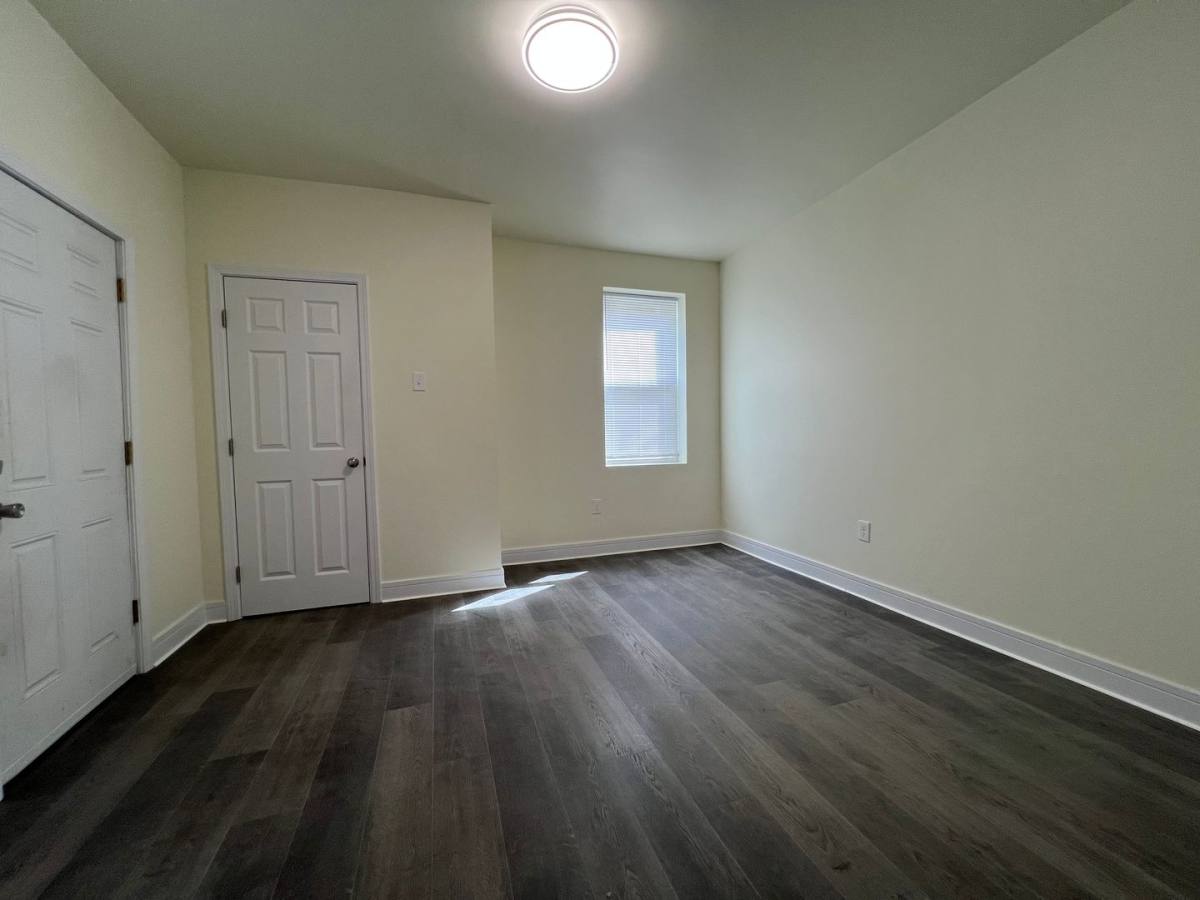 House for rent at 122 Linnview Ave, Pittsburgh, PA 15210