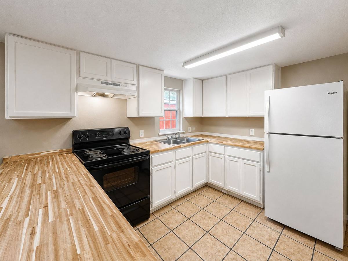 Apartment for rent at 333 Newport Rd, Batesville, AR 72501