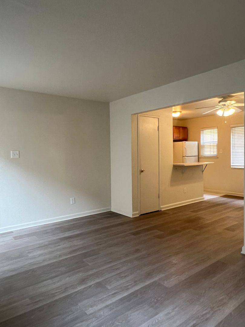 Apartment for rent at 1819 G St, Sacramento, CA 95811
