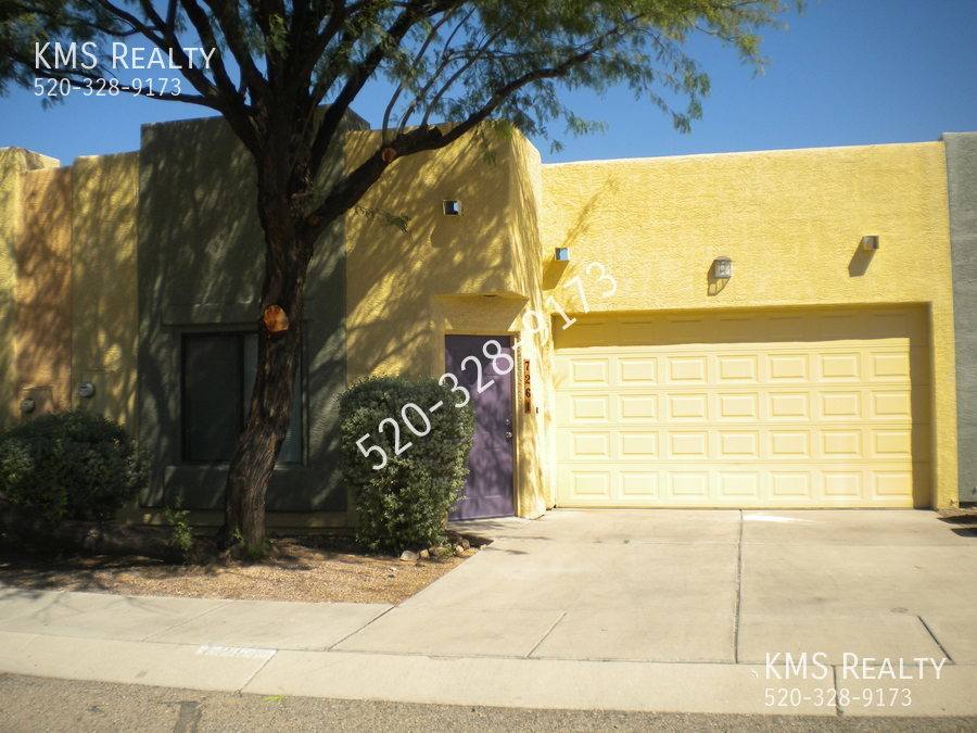 Townhouse for rent at 7261 E Chelsie Kaye Lane, Tucson, AZ 85730
