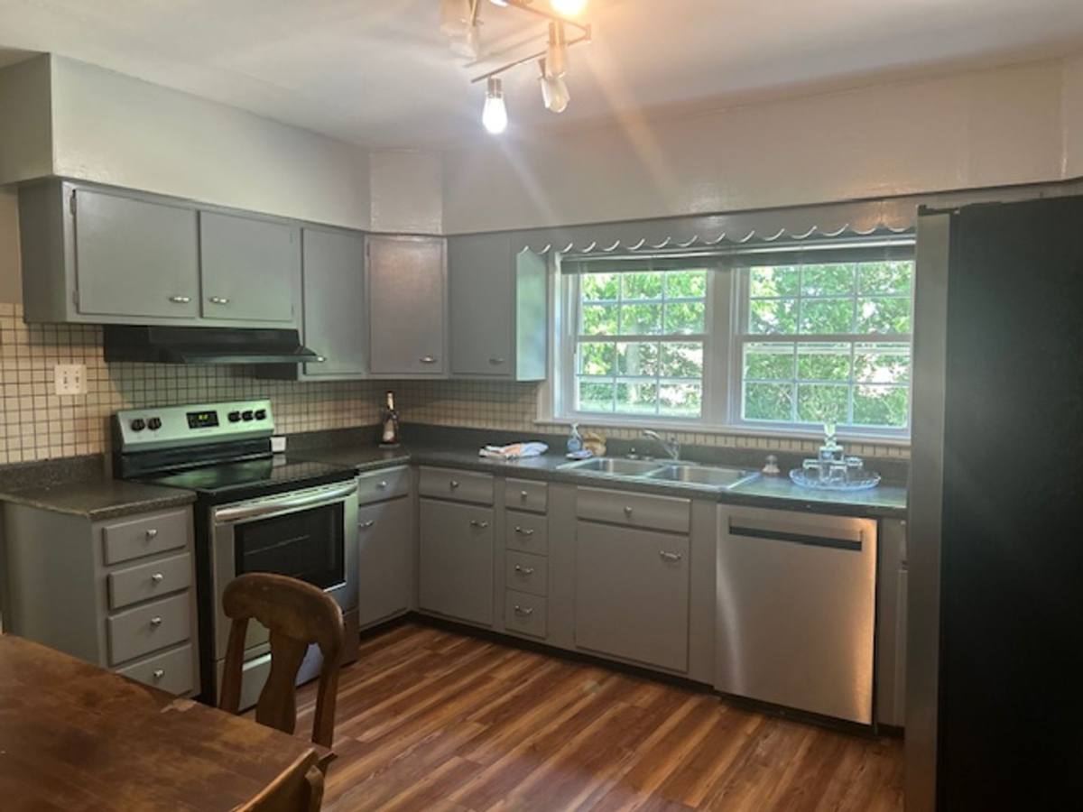 House for rent at 6401 Old Richmond Rd, Lexington, KY 40515