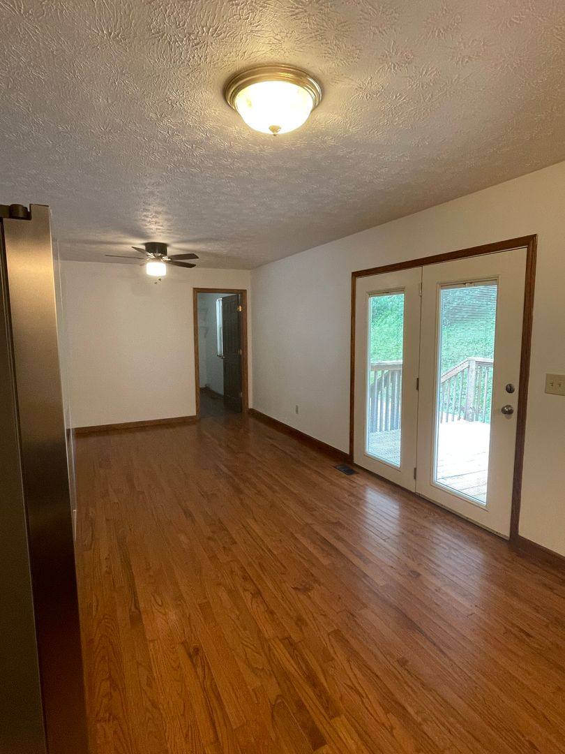 House for rent at 5535 Sycamore Ridge Rd, Hurricane, WV 25526