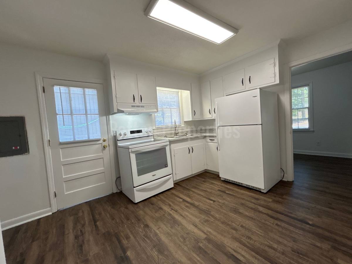Apartment for rent at 508 Deerwood St, Columbia, SC 29205
