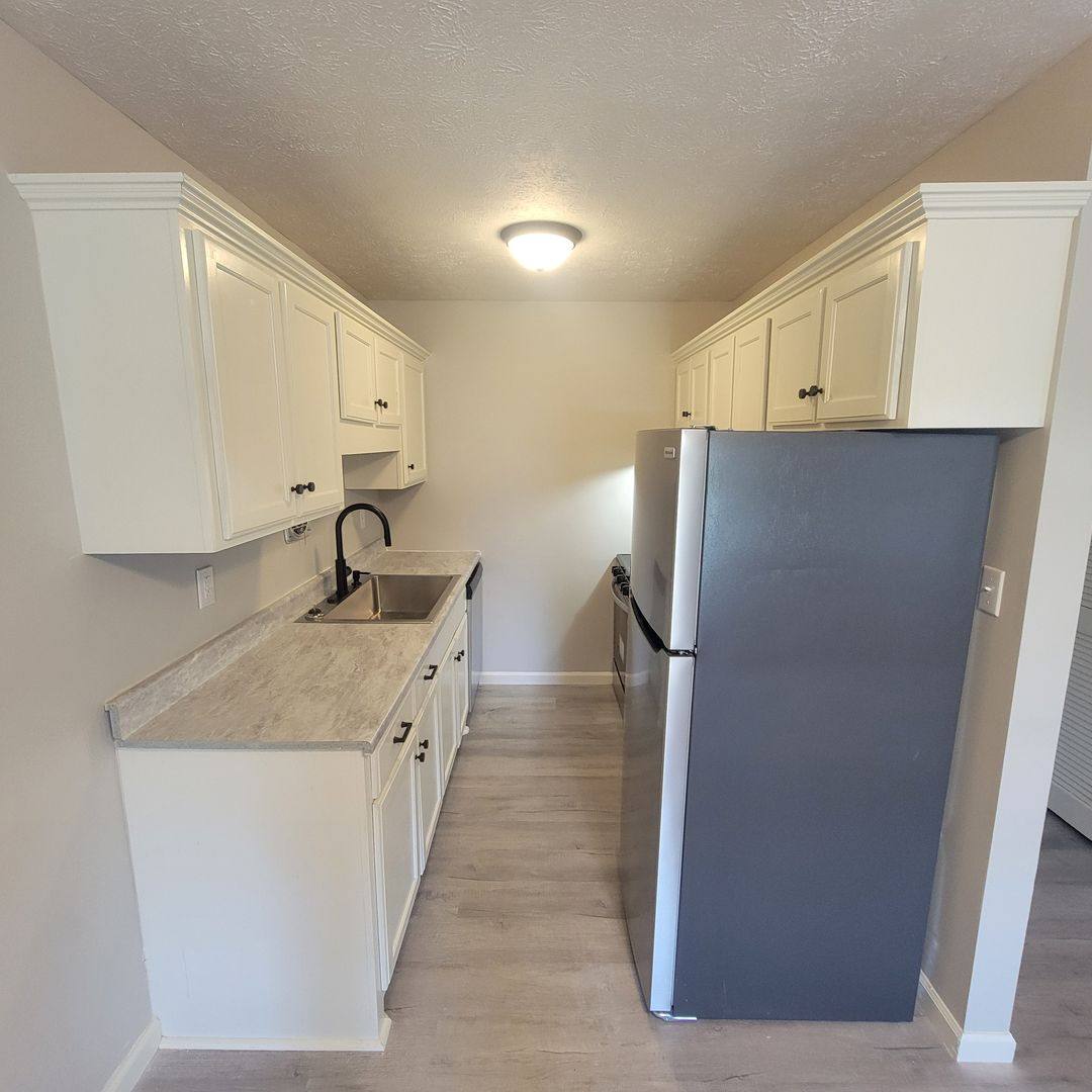 Apartment for rent at 103 White St, McMinnville, TN 37110