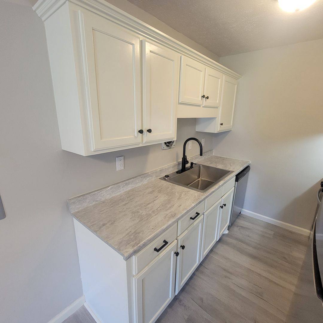 Apartment for rent at 103 White St, McMinnville, TN 37110