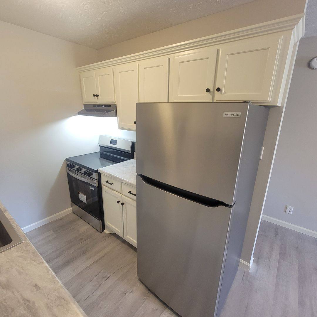 Apartment for rent at 103 White St, McMinnville, TN 37110