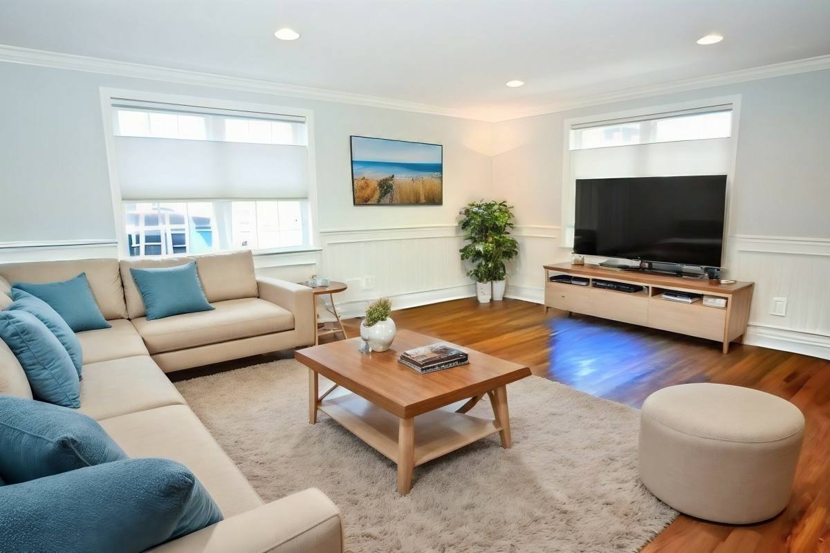 Townhouse for rent at 21 Franklin St, Arlington, MA 02474