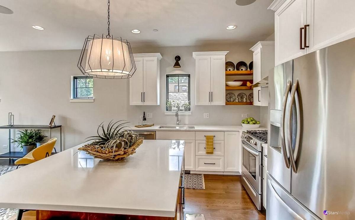 Townhouse for rent at 409 Duane St, Glen Ellyn, IL 60137